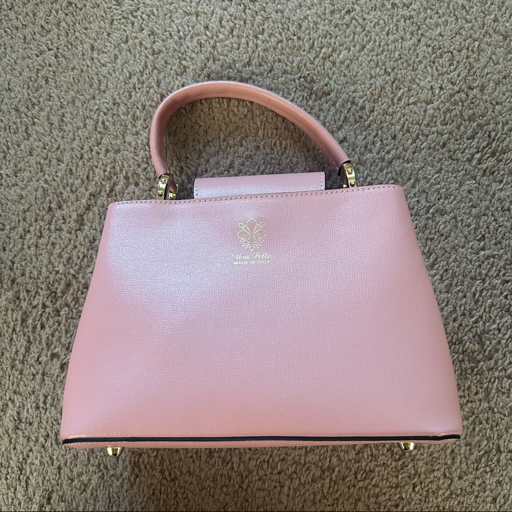 Soft pink Italian leather purse. NWOT purchased in Italy.